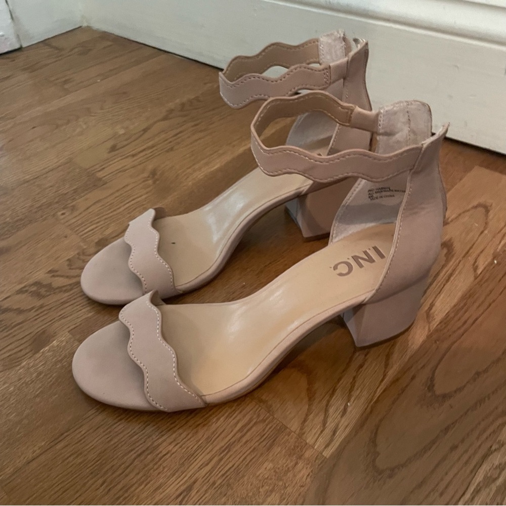 Scallop Sandals